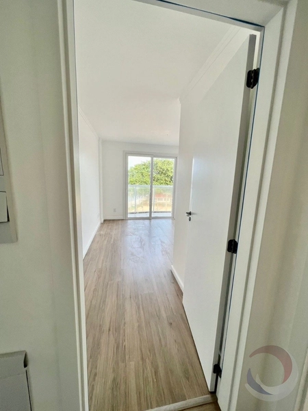 Apartamento em Coqueiros com 4 dormitórios, sendo 4 suíte e 3 vagas: 11ª foto da galeria de imagens do imóvel