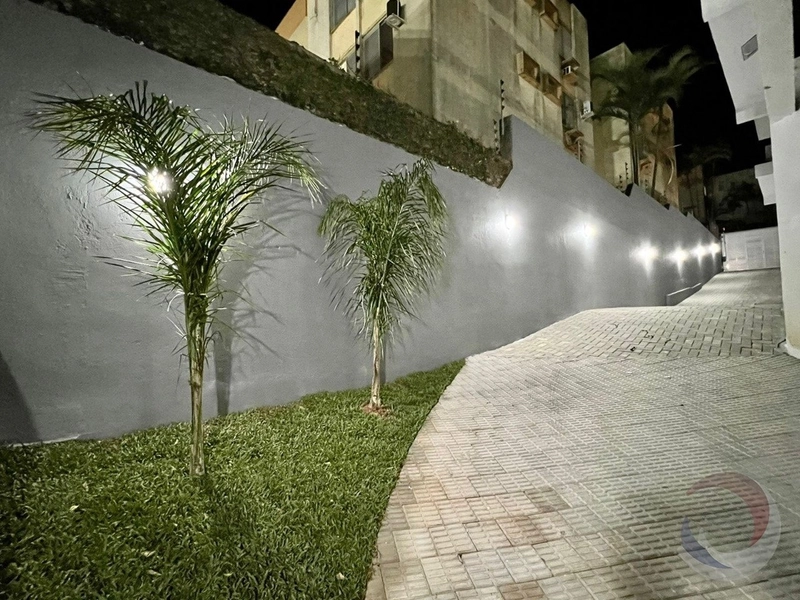 Apartamento em Coqueiros com 4 dormitórios, sendo 4 suíte e 3 vagas: 18ª foto da galeria de imagens do imóvel