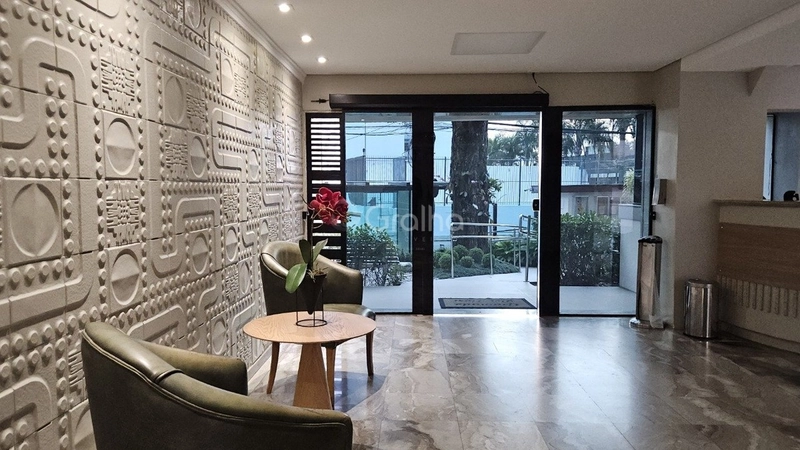 Apartamento na Agronômica com 3 dormitórios, sendo 1 suíte e 1 vagas: 1ª foto da galeria de imagens do imóvel