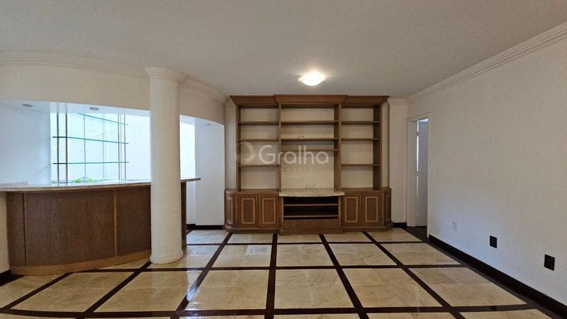 Apartamento na Agronômica com 3 dormitórios, sendo 1 suíte e 1 vagas: 5ª foto da galeria de imagens do imóvel