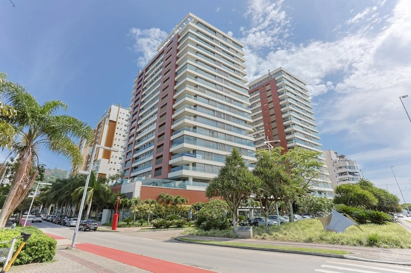 Apartamento na Beira mar com 4 dormitórios 4 suítes e 3 vagas - 308m: 31ª foto da galeria de imagens do imóvel