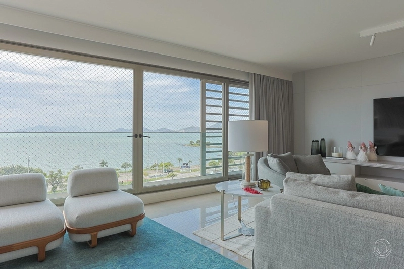 Apartamento na Beira mar com 4 dormitórios 4 suítes e 3 vagas - 308m: 6ª foto da galeria de imagens do imóvel