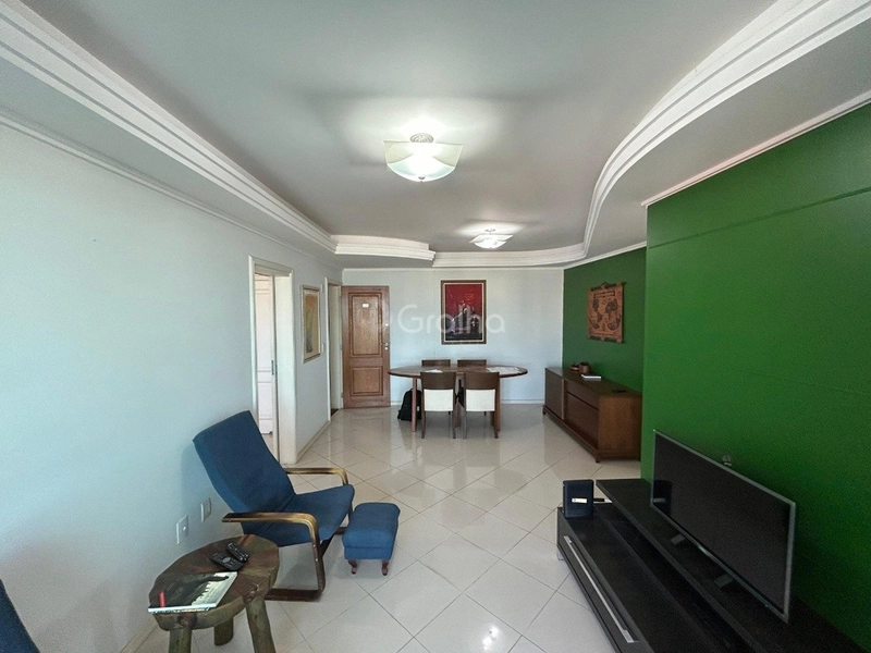 Apartamento em coqueiros com 03 dormitórios, sendo 01 suíte e 1 vaga: 2ª foto da galeria de imagens do imóvel