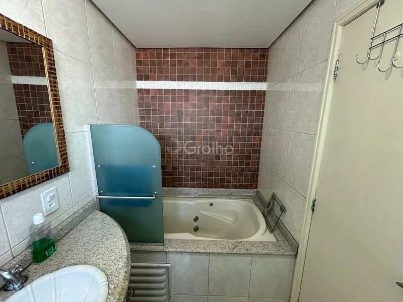 Apartamento em coqueiros com 03 dormitórios, sendo 01 suíte e 1 vaga: 16ª foto da galeria de imagens do imóvel