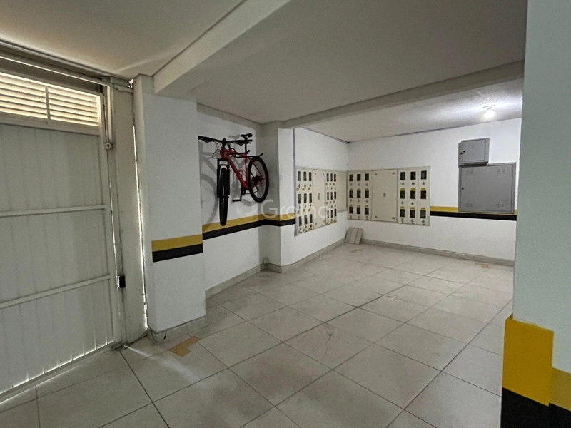 Apartamento em coqueiros com 03 dormitórios, sendo 01 suíte e 1 vaga: 34ª foto da galeria de imagens do imóvel