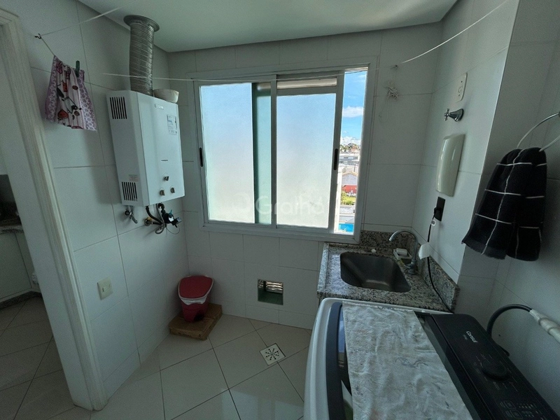 Apartamento em coqueiros com 03 dormitórios, sendo 01 suíte e 1 vaga: 11ª foto da galeria de imagens do imóvel