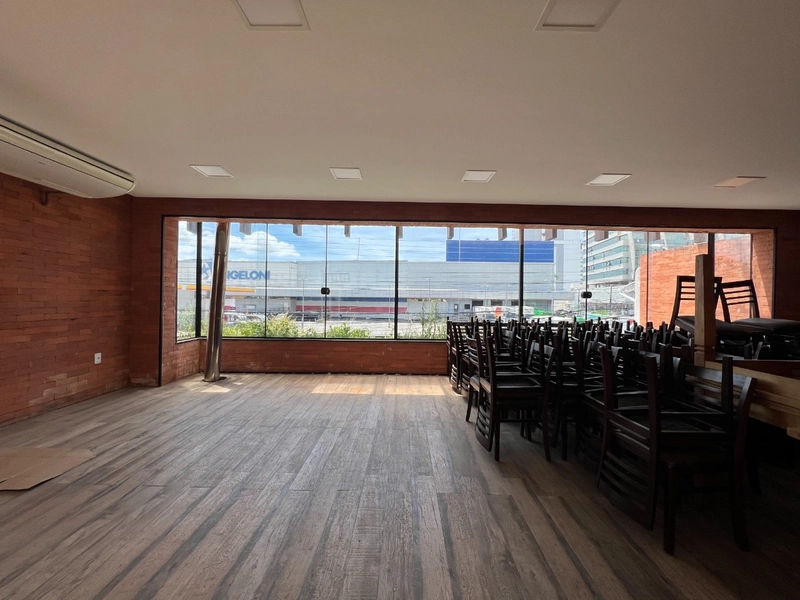 Sala comercial na Agronômica com 540m²proximo do Angeloni: 7ª foto da galeria de imagens do imóvel