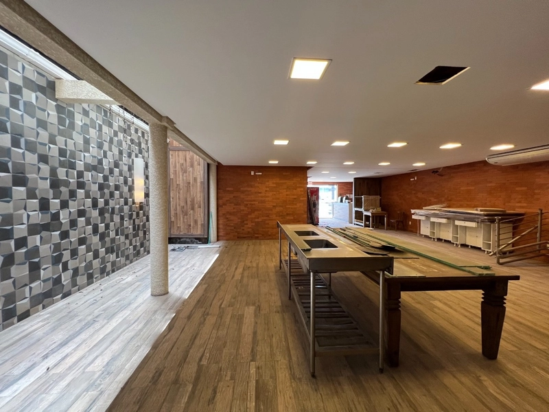 Sala comercial na Agronômica com 540m²proximo do Angeloni: 2ª foto da galeria de imagens do imóvel