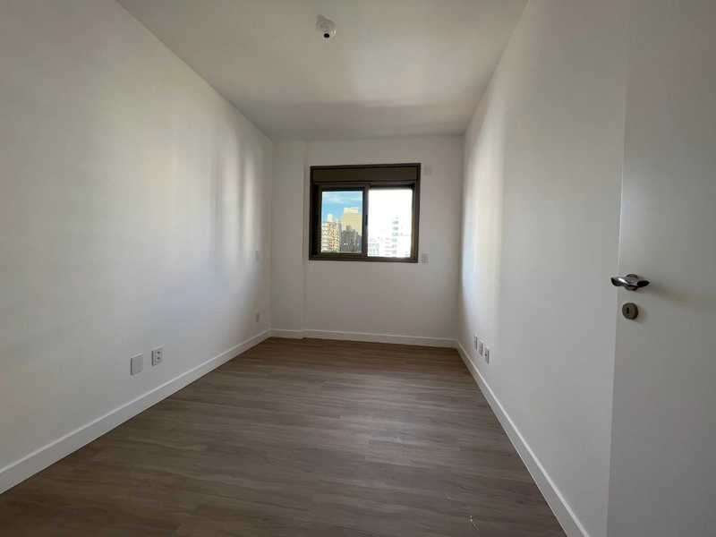 Apartamento no Centro com 3 dormitórios, sendo 1 suíte com 2 vagas: 18ª foto da galeria de imagens do imóvel