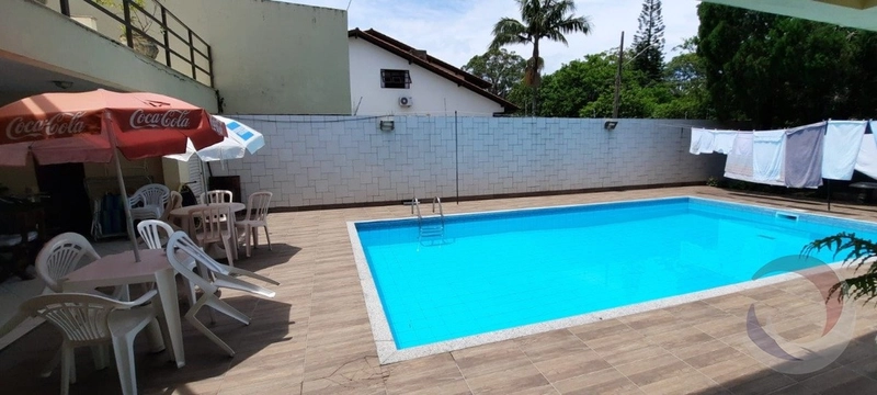 Casa residencial no Santa Monica com 8 dormitórios 3 suítes e 6 vagas: 2ª foto da galeria de imagens do imóvel