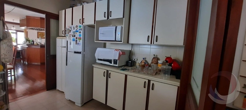 Casa residencial no Santa Monica com 8 dormitórios 3 suítes e 6 vagas: 13ª foto da galeria de imagens do imóvel