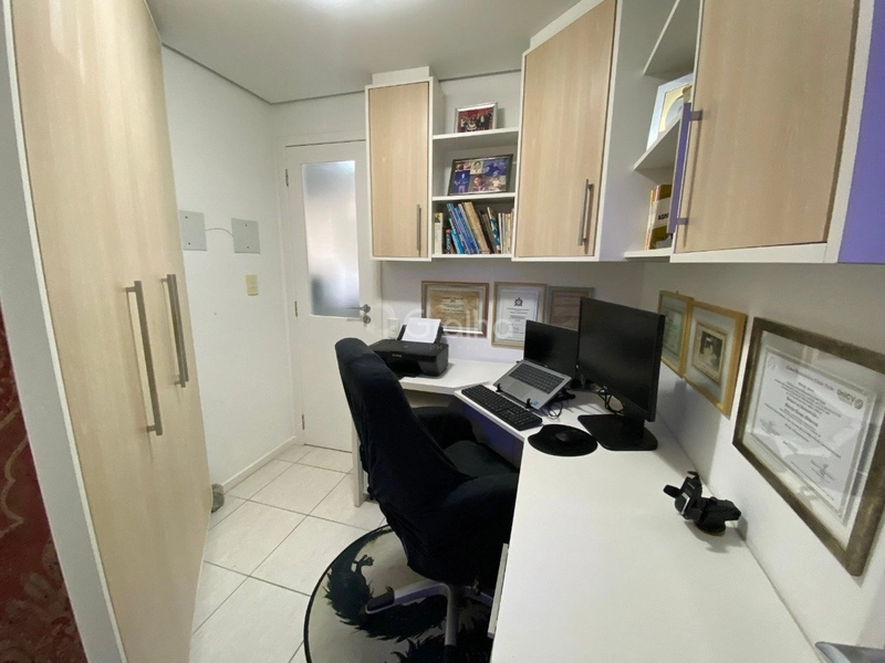 Apartamento na Beira Mar com 4 dormitórios 3 suítes e 2 vagas: 25ª foto da galeria de imagens do imóvel