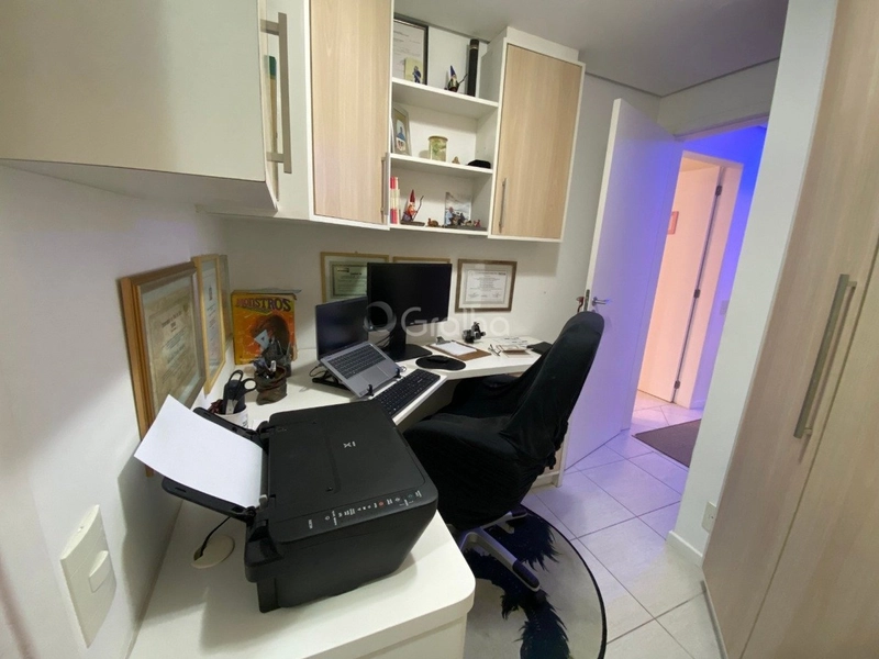 Apartamento na Beira Mar com 4 dormitórios 3 suítes e 2 vagas: 12ª foto da galeria de imagens do imóvel
