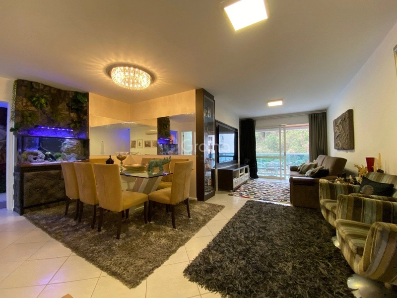 Apartamento na Beira Mar com 4 dormitórios 3 suítes e 2 vagas: 2ª foto da galeria de imagens do imóvel