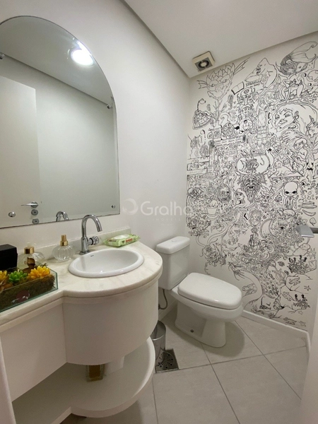 Apartamento na Beira Mar com 4 dormitórios 3 suítes e 2 vagas: 28ª foto da galeria de imagens do imóvel