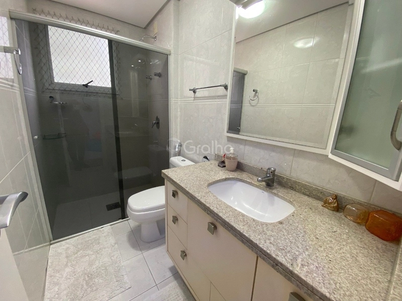 Apartamento na Beira Mar com 4 dormitórios 3 suítes e 2 vagas: 24ª foto da galeria de imagens do imóvel