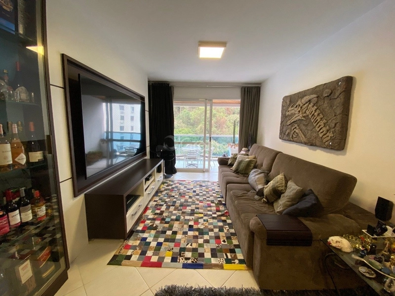 Apartamento na Beira Mar com 4 dormitórios 3 suítes e 2 vagas: 1ª foto da galeria de imagens do imóvel