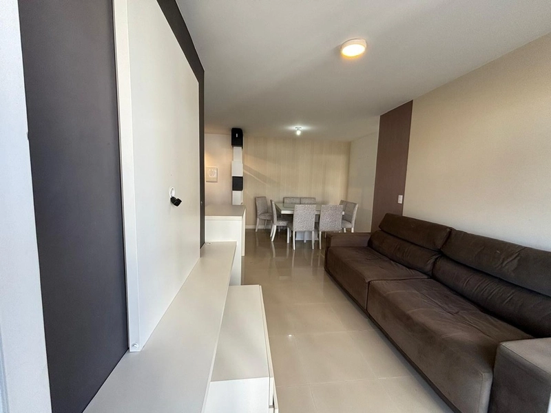 Apartamento em Capoeiras com 2 dormitórios, sendo 1 suítes e 1 vaga: 1ª foto da galeria de imagens do imóvel