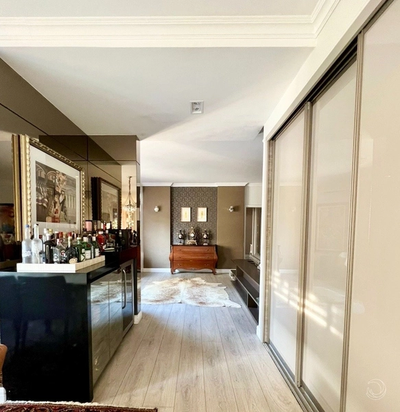 Apartamento no centro com 4 dormitórios 2 suítes e 4 vagas: 10ª foto da galeria de imagens do imóvel