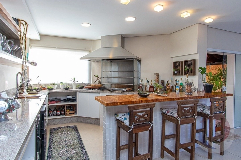 Casa residencial no João Paulo com 4 dormitórios, sendo 4 suítes: 5ª foto da galeria de imagens do imóvel