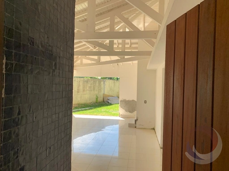 Casa no Córrego Grande com 4 dormitórios, sendo 4 suítes,: 19ª foto da galeria de imagens do imóvel