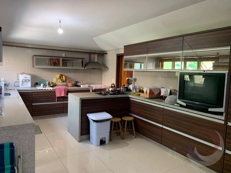 Casa no Córrego Grande com 4 dormitórios, sendo 4 suítes,: 9ª foto da galeria de imagens do imóvel