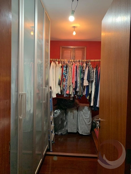 Casa no Córrego Grande com 4 dormitórios, sendo 4 suítes,: 16ª foto da galeria de imagens do imóvel