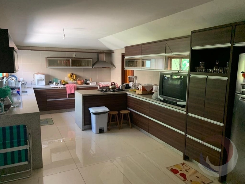 Casa no Córrego Grande com 4 dormitórios, sendo 4 suítes,: 11ª foto da galeria de imagens do imóvel