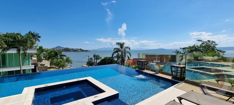 Casa em Cacupé em Condomínio fechado com 5 quartos 5 suítes e 6 vg: 4ª foto da galeria de imagens do imóvel