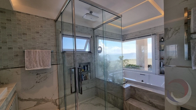 Casa em Cacupé em Condomínio fechado com 5 quartos 5 suítes e 6 vg: 26ª foto da galeria de imagens do imóvel