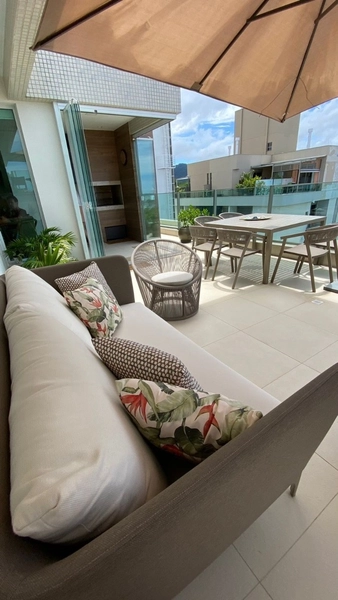 Cobertura no Campeche com 2 dormitórios, sendo 2 suíte, 3 vagas -206m²: 5ª foto da galeria de imagens do imóvel