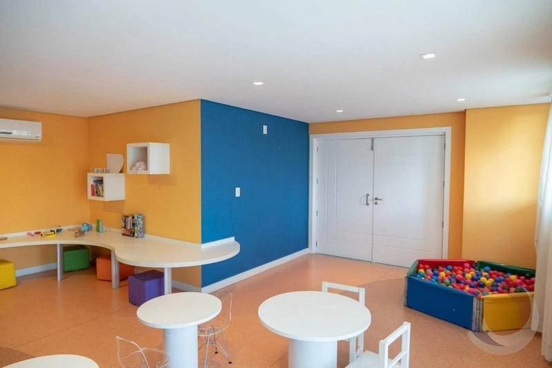 Apartamento em Barreiros 02 Dormitórios, sendo 01 suíte - 75m²: 10ª foto da galeria de imagens do imóvel