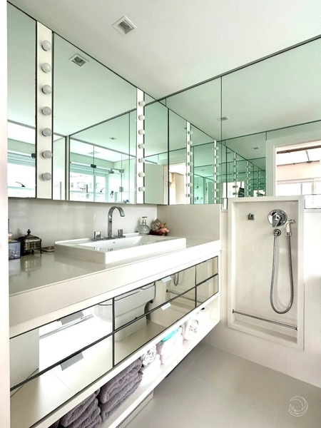 Belíssimo Apartamento no Centro mobiliado com 1 dormitório e 2 vagas: 21ª foto da galeria de imagens do imóvel