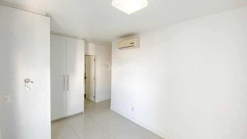 Apartamento na agronômica com 3 dormitórios, sendo 1 suíte e 2 vagas.: 21ª foto da galeria de imagens do imóvel