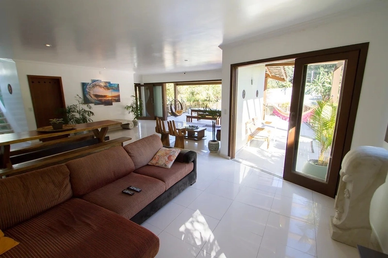 Excelente casa localizada no início da Praia Mole com 11 suítes: 9ª foto da galeria de imagens do imóvel