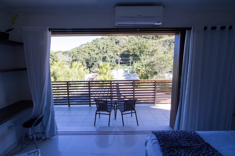 Excelente casa localizada no início da Praia Mole com 11 suítes: 20ª foto da galeria de imagens do imóvel