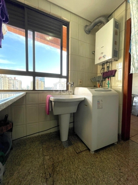Apartamento no Centro com 3 dormitórios 1 suíte e 1 vaga - 109m²: 12ª foto da galeria de imagens do imóvel