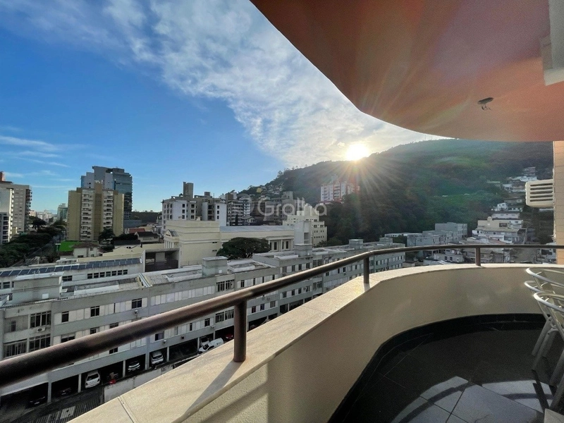 Apartamento no Centro com 3 dormitórios 1 suíte e 1 vaga - 109m²: 4ª foto da galeria de imagens do imóvel