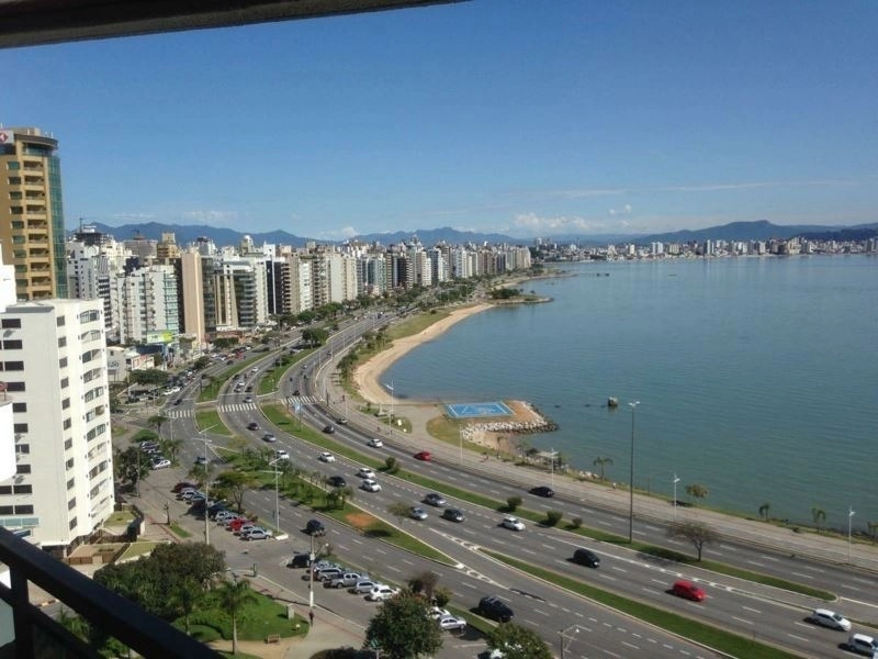 Apartamento na Beira Mar com 5 dormitórios 5 suítes e 3 vagas - 381m²: 1ª foto da galeria de imagens do imóvel