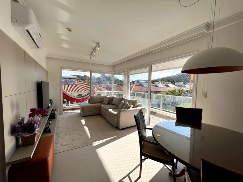 Apartamento no Morro das Pedras com 3 dormitórios sendo 1 suíte e 2 v: 1ª foto da galeria de imagens do imóvel