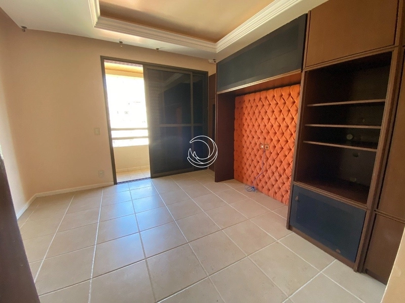 Apartamento na Agronômica com 4 dormitórios 2 suítes e 2 vagas: 8ª foto da galeria de imagens do imóvel