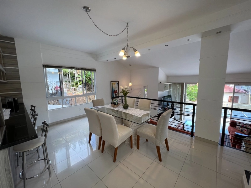 Casa residencial no Pantanal com 3 dormitórios, sendo 1 suíte 230m²: 6ª foto da galeria de imagens do imóvel