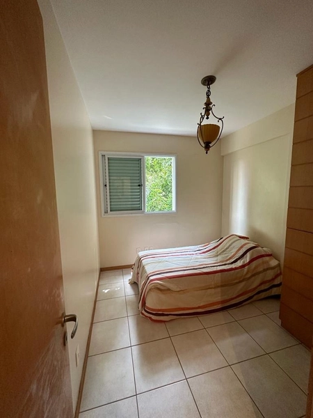 Apartamento em Coqueiros com 4 dormitórios, sendo 1 suíte e 2 vagas: 8ª foto da galeria de imagens do imóvel