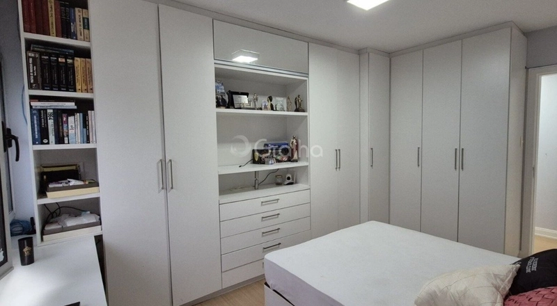 Apartamento na Beira Mar com 3 dormitórios, sendo 1 suítes e 1 vaga: 9ª foto da galeria de imagens do imóvel
