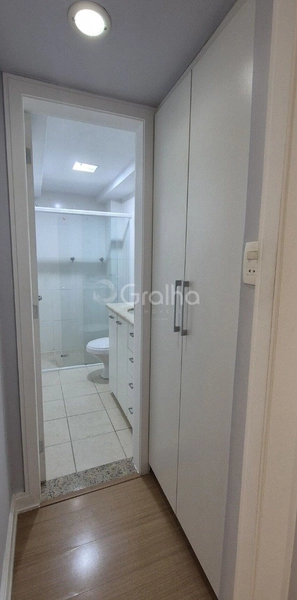 Apartamento na Beira Mar com 3 dormitórios, sendo 1 suítes e 1 vaga: 8ª foto da galeria de imagens do imóvel