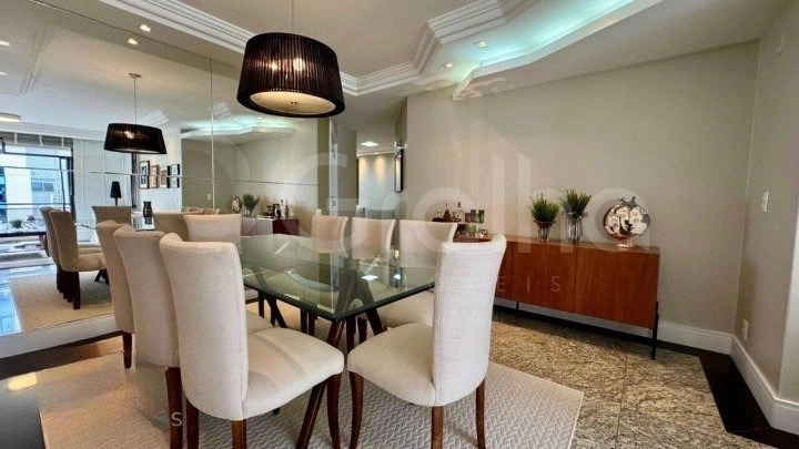 Apartamento no Centro  com 4 dormitórios 1 suíte  e 2 vagas - 153m²: 1ª foto da galeria de imagens do imóvel