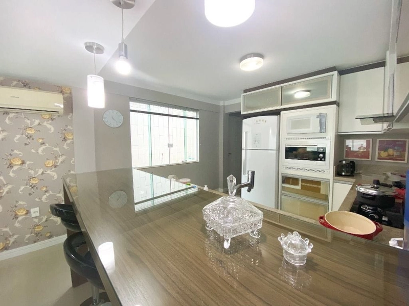 Casa na Coloninha com 4 dormitórios sendo 1 suíte - 170m²: 7ª foto da galeria de imagens do imóvel