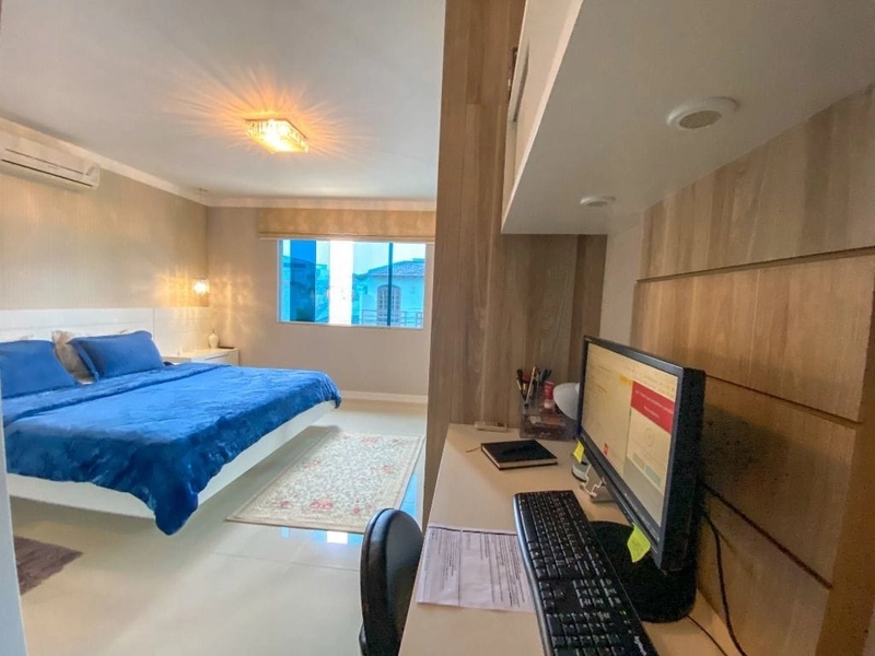 Casa na Coloninha com 4 dormitórios sendo 1 suíte - 170m²: 17ª foto da galeria de imagens do imóvel
