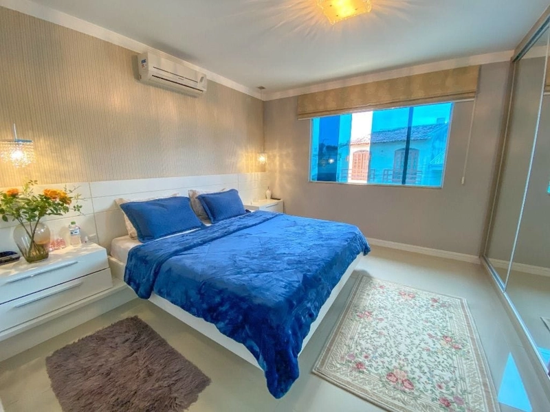 Casa na Coloninha com 4 dormitórios sendo 1 suíte - 170m²: 16ª foto da galeria de imagens do imóvel