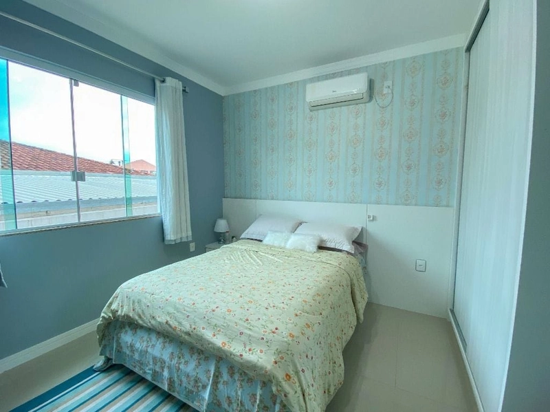 Casa na Coloninha com 4 dormitórios sendo 1 suíte - 170m²: 14ª foto da galeria de imagens do imóvel